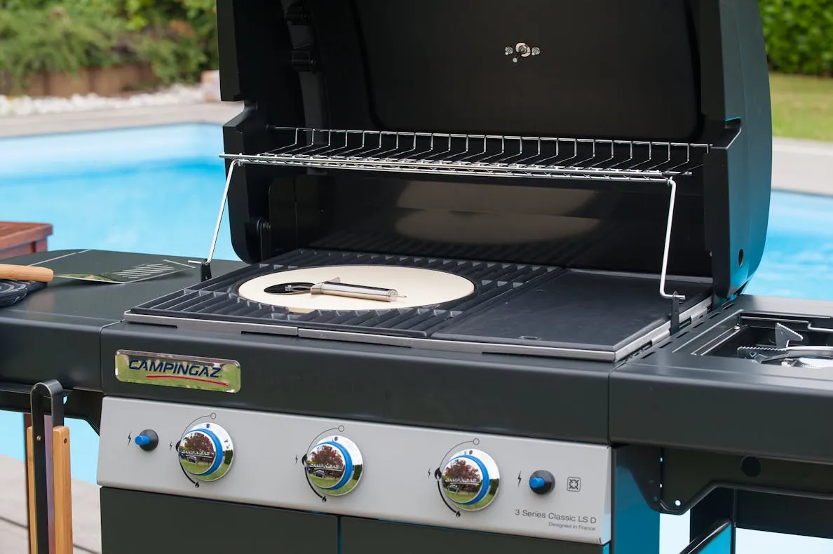 3 Series Classic LS Plus D Gas BBQ