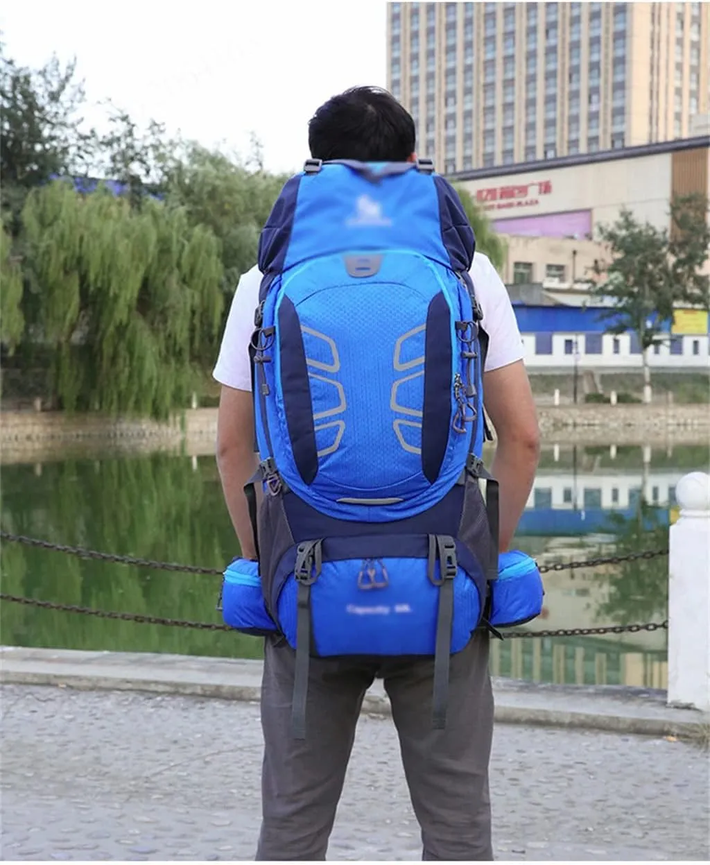 60L mountaineering hiking outdoor men's and women's bag camping mountaineering backpack travel bag(D)