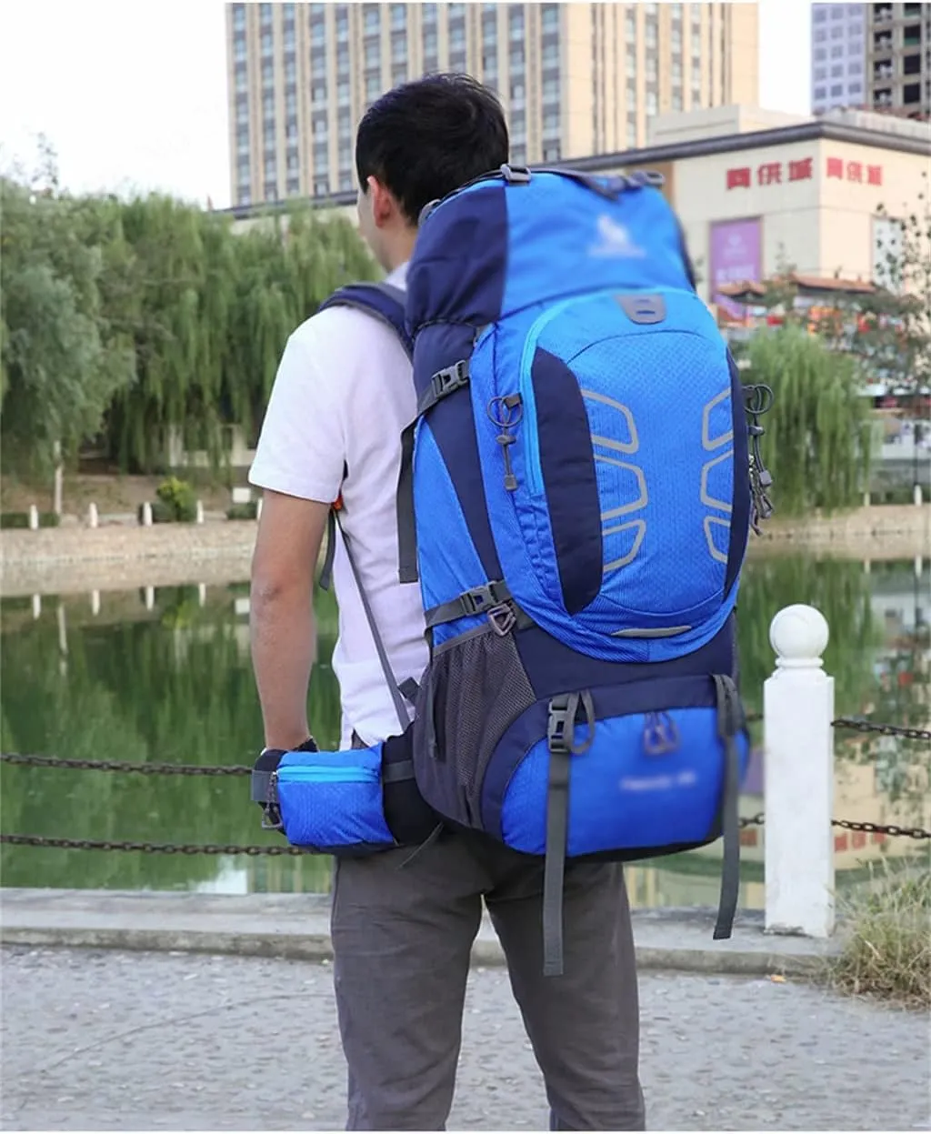 60L mountaineering hiking outdoor men's and women's bag camping mountaineering backpack travel bag(D)