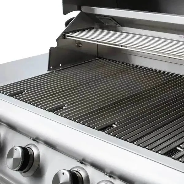 Blaze Grills Marine Grade Premium LTE 32” 4-Burner Gas BBQ Grill with Rear Burner and Built-In Lights