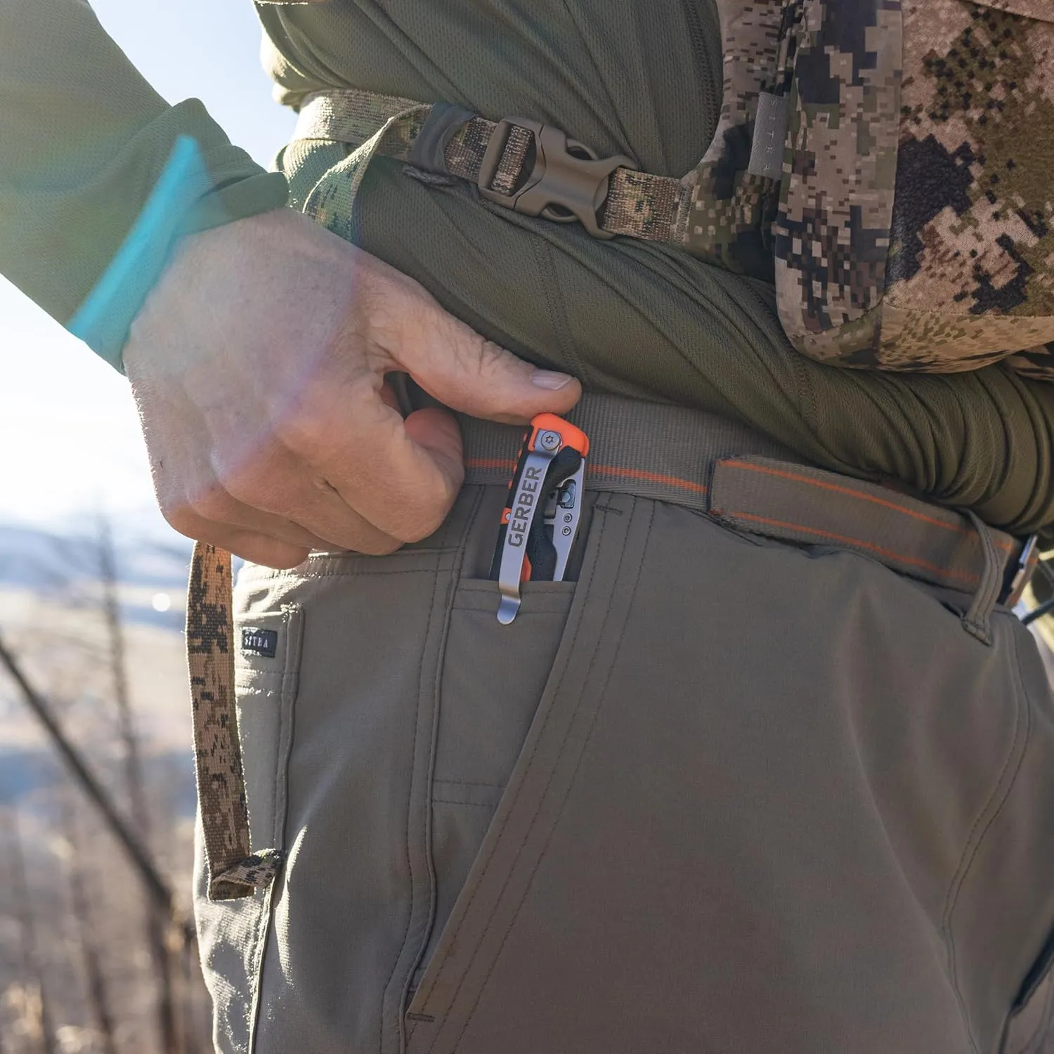 Gerber Gear Vital Pocket Knife, 2.8" Camping and Hunting Plain Edge Folding Knife with Exchange-A-Blade System