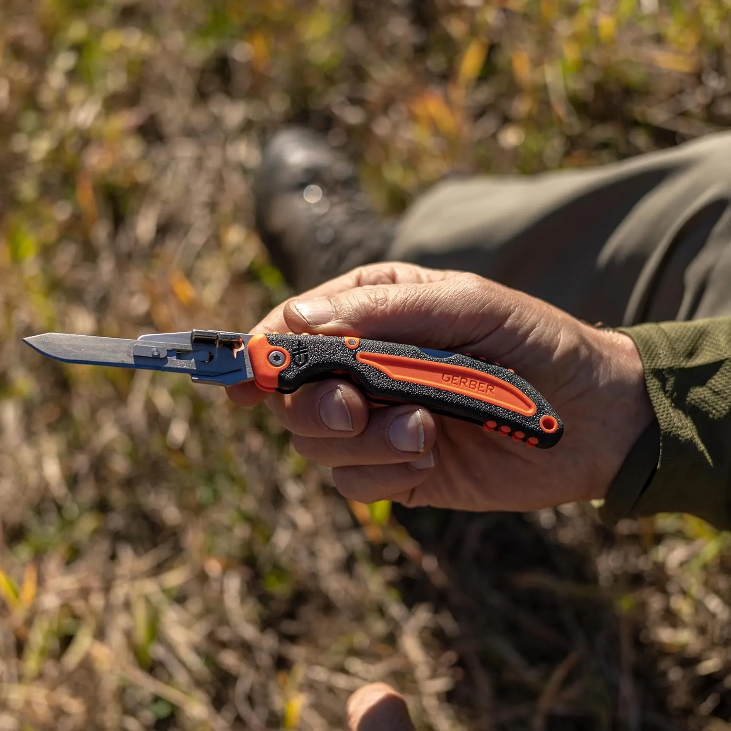 Gerber Gear Vital Pocket Knife, 2.8" Camping and Hunting Plain Edge Folding Knife with Exchange-A-Blade System