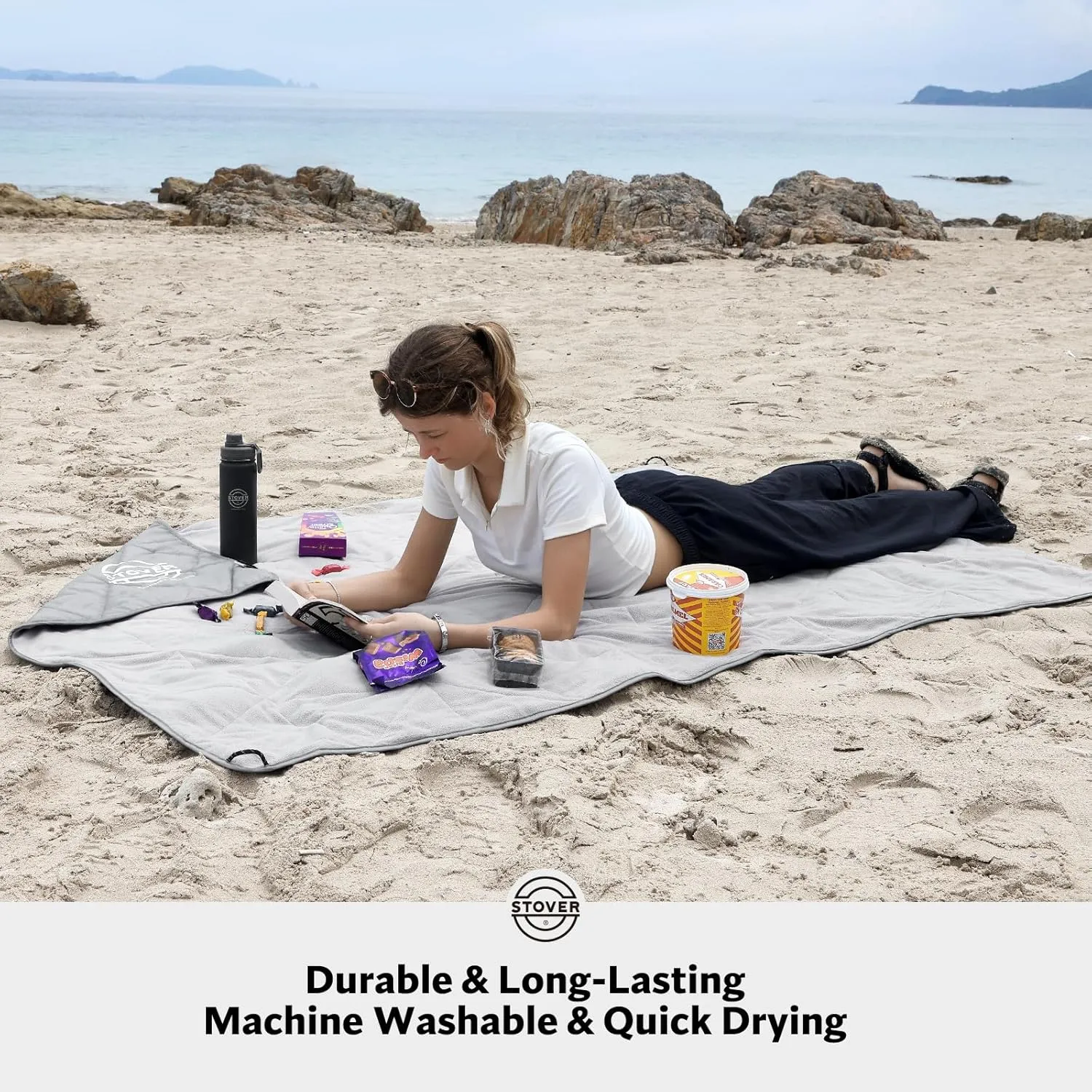STOVER Outdoor Waterproof Fleece Travel Blanket for Camping, Picnics, Stadiums, Sports, The Beach– Warm, Windproof, Compact, Lightweight & Sand-Resistant (Gray)