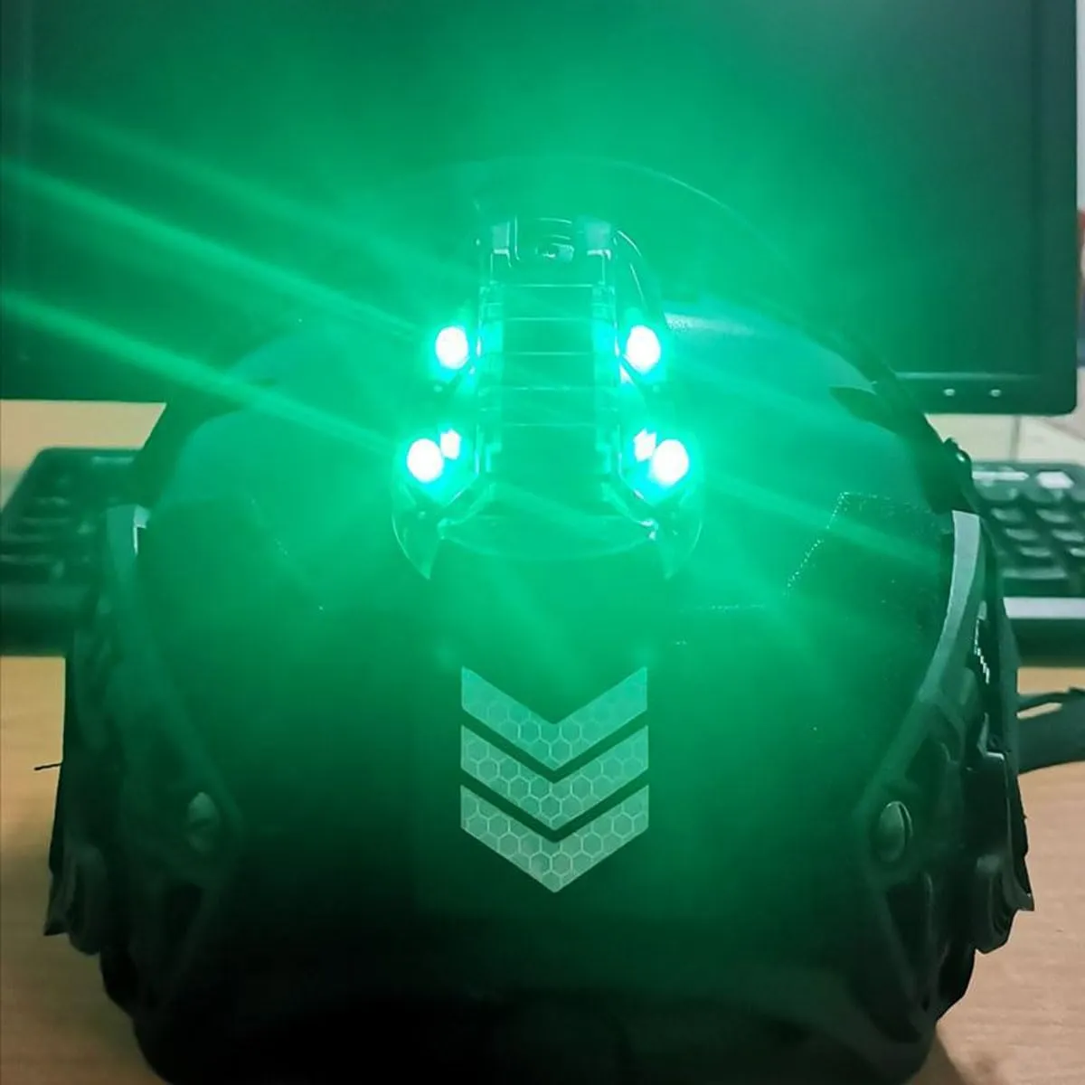 Tactical Helmet Light Signal Light with LED   IR/Strobe Military IFF Helmet Light Flashlight Survival Signal Light for Outdoor Sports